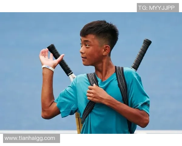 深度对话:探索杨强的网球人生与成长之路 深度对话:探索杨强的网球人生与成长之路
